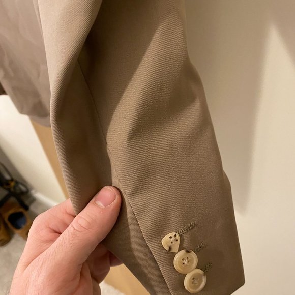Hugo Boss Suit Jacket/ Blazer - Tan - Excellent Condition - 42S - Picture 7 of 7